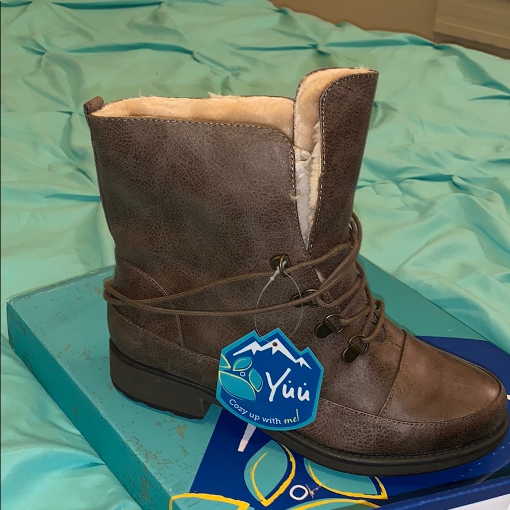 Yuu Boots